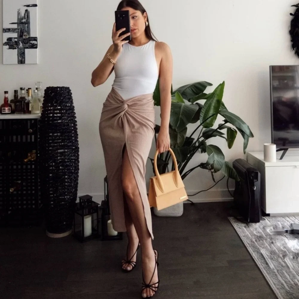 ZARA TEXTURED KNOTTED MIDI SKIRT PINK Medium